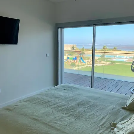 Tagus Bay - Condominio Privado Отель
